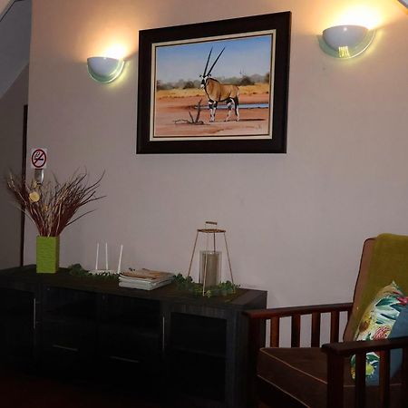 The Leopard Tree Bed & Breakfast Полокване Екстериор снимка