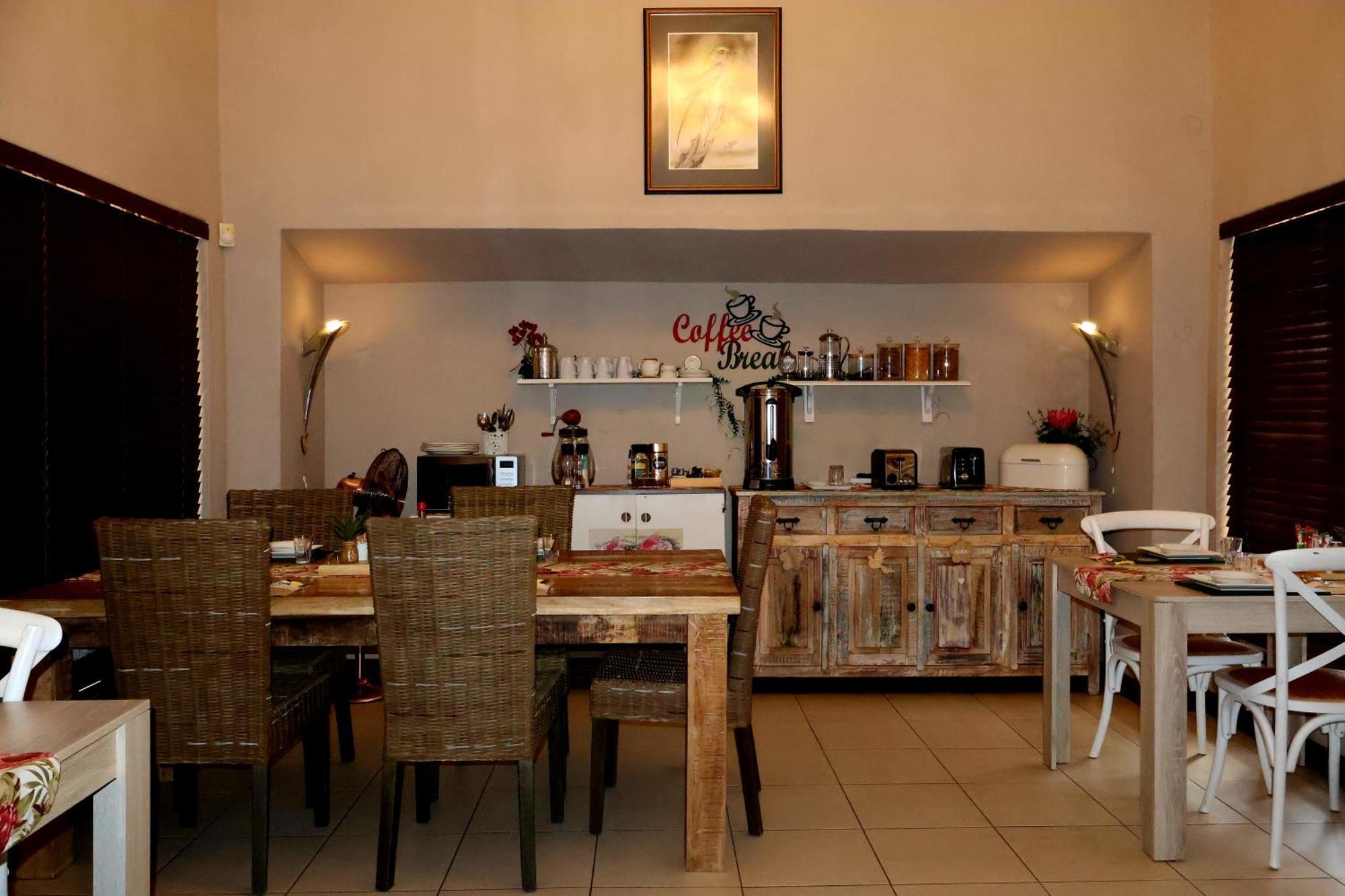 The Leopard Tree Bed & Breakfast Полокване Екстериор снимка