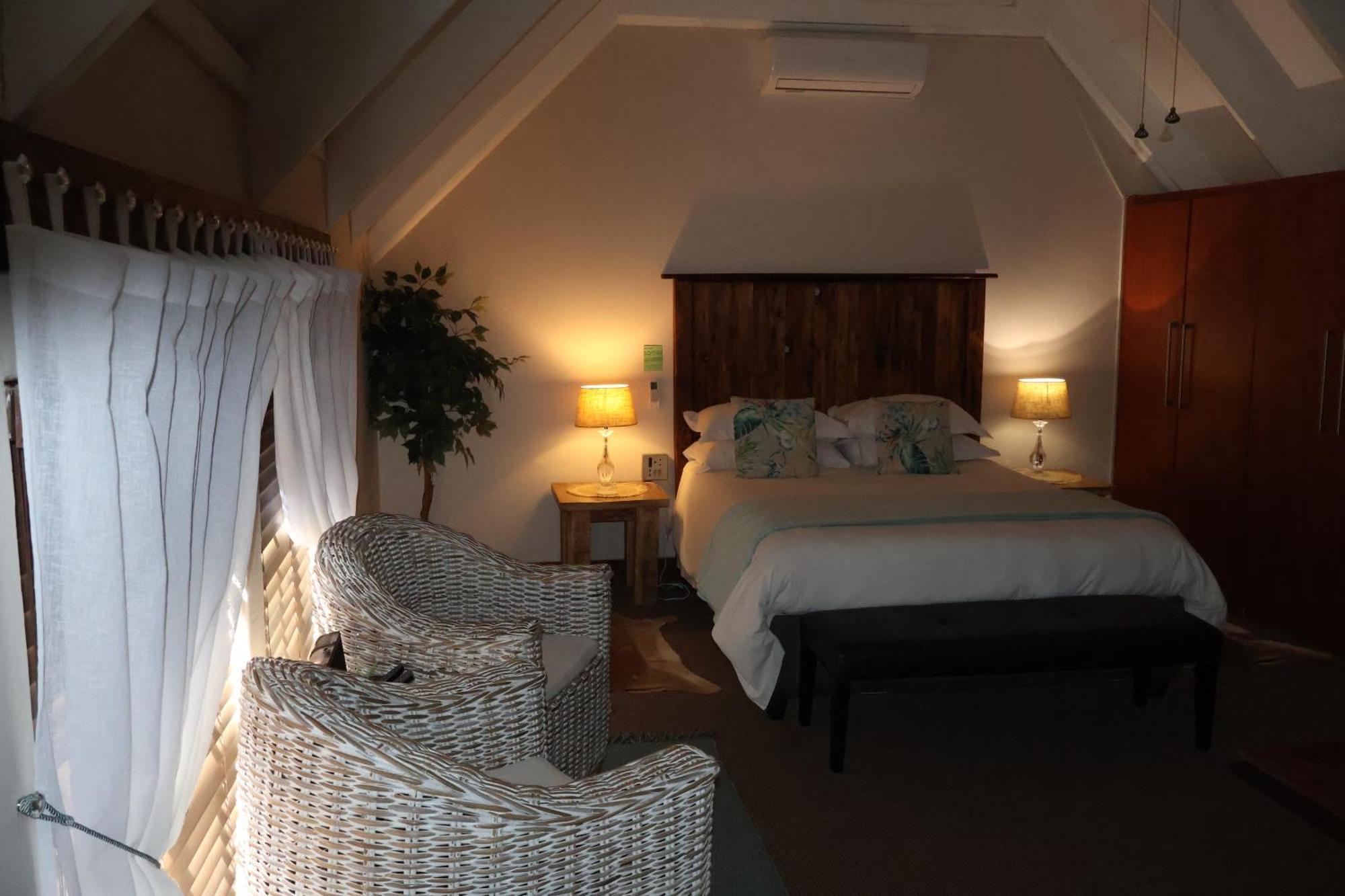 The Leopard Tree Bed & Breakfast Полокване Екстериор снимка