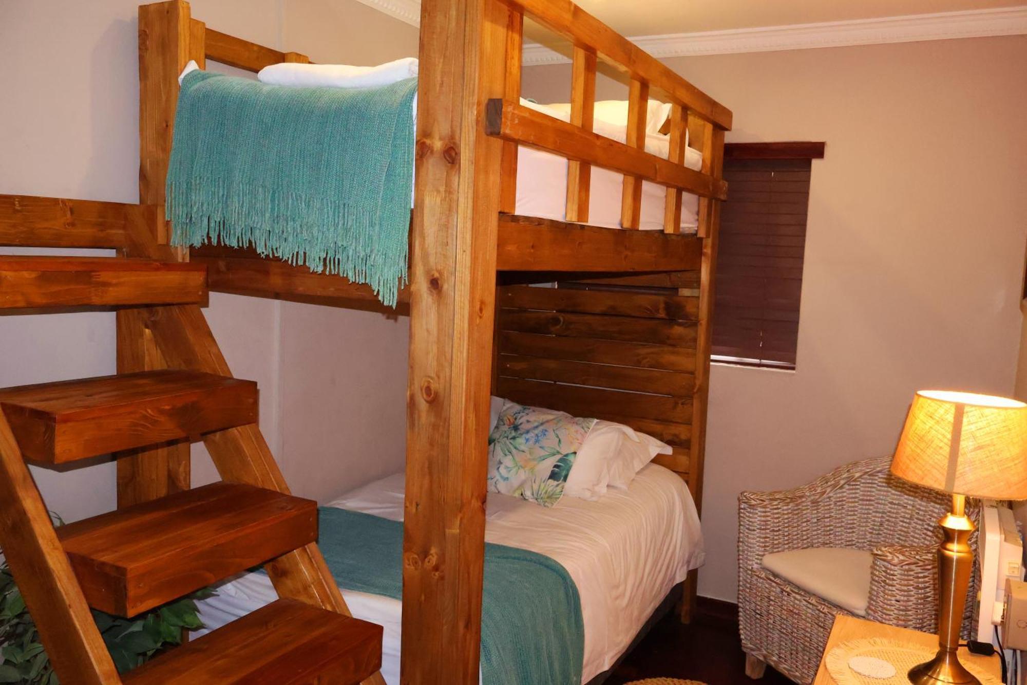 The Leopard Tree Bed & Breakfast Полокване Екстериор снимка